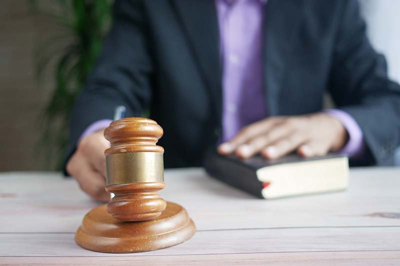 Choosing the Guardian of Your Legal Rights: How to Select the Perfect Criminal Defense Lawyer