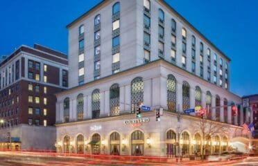Courtyard by Marriott Stamford
