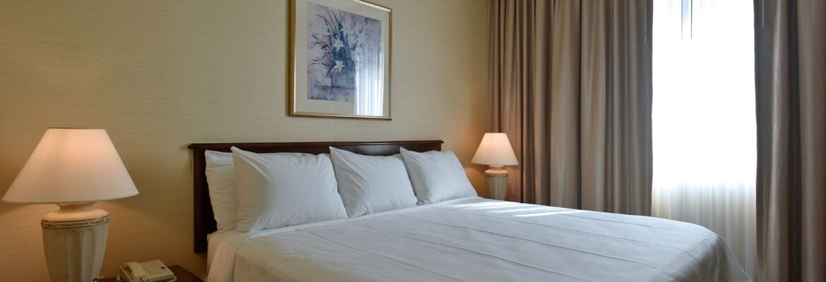 Maron Hotel & Suites